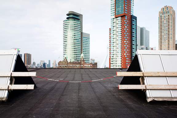 Op het dak van de Fenixloods II, foto: Rubén Dario Kleimeer, oktober 2020